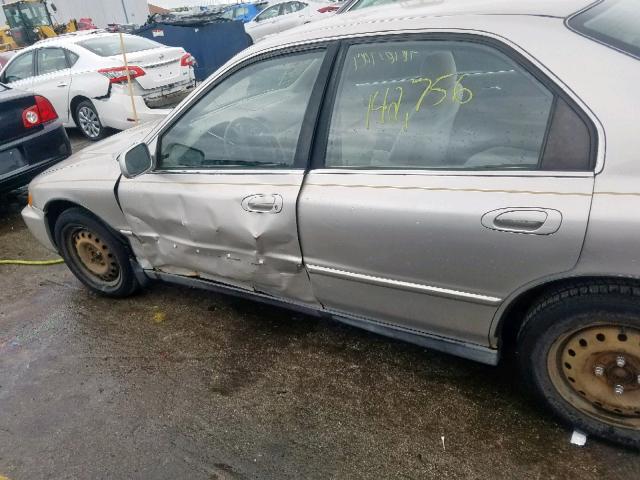 1HGCD5683TA120371 - 1996 HONDA ACCORD DX GOLD photo 9