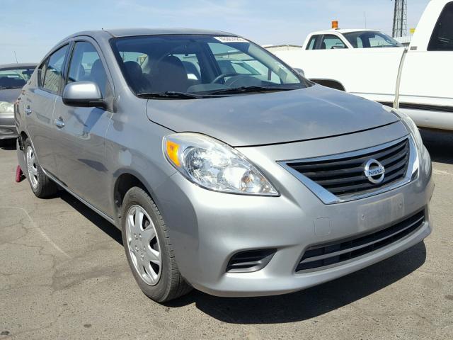 3N1CN7AP8EK451201 - 2014 NISSAN VERSA S SILVER photo 1