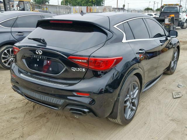 SJKCH5CP9HA026305 - 2017 INFINITI QX30 BASE BLACK photo 4