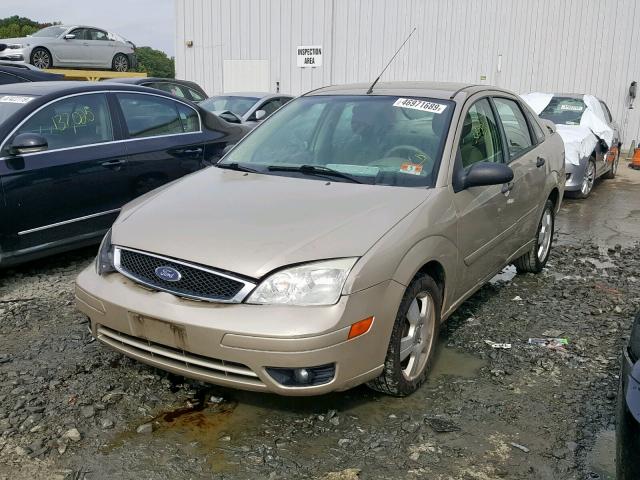 1FAHP34N77W304817 - 2007 FORD FOCUS ZX4 BEIGE photo 2