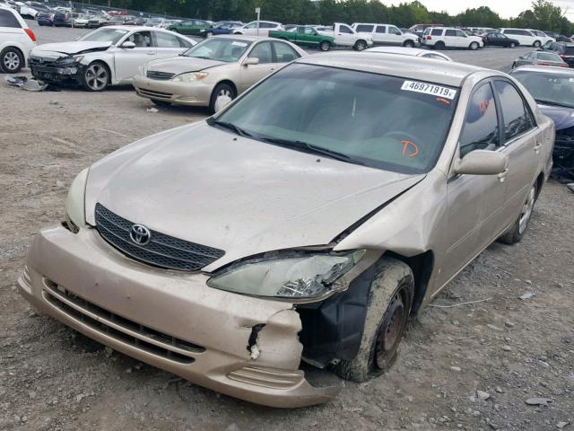 4T1BE32K23U676131 - 2003 TOYOTA CAMRY LE GOLD photo 2