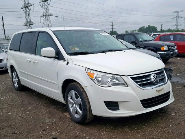 2V4RW3D19AR306217 - 2010 VOLKSWAGEN ROUTAN SE WHITE photo 1