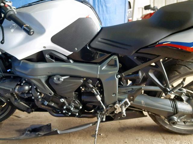 WB1050903GZV95482 - 2016 BMW K1300 S WHITE photo 7