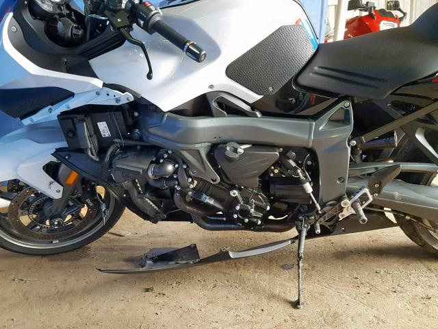 WB1050903GZV95482 - 2016 BMW K1300 S WHITE photo 9