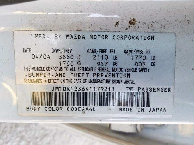 JM1BK123641179211 - 2004 MAZDA 3 S WHITE photo 10