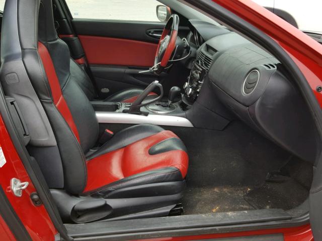 JM1FE17N040111107 - 2004 MAZDA RX8 RED photo 5