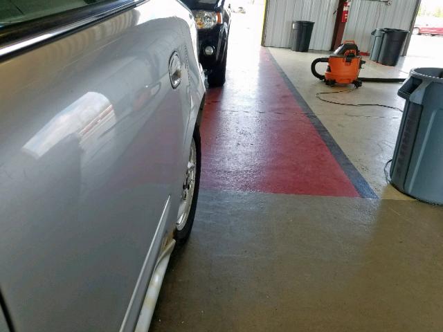 1G2NF52E24M590523 - 2004 PONTIAC GRAND AM S SILVER photo 9