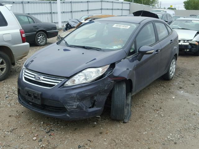 3FADP4BJ0DM146949 - 2013 FORD FIESTA SE GRAY photo 2