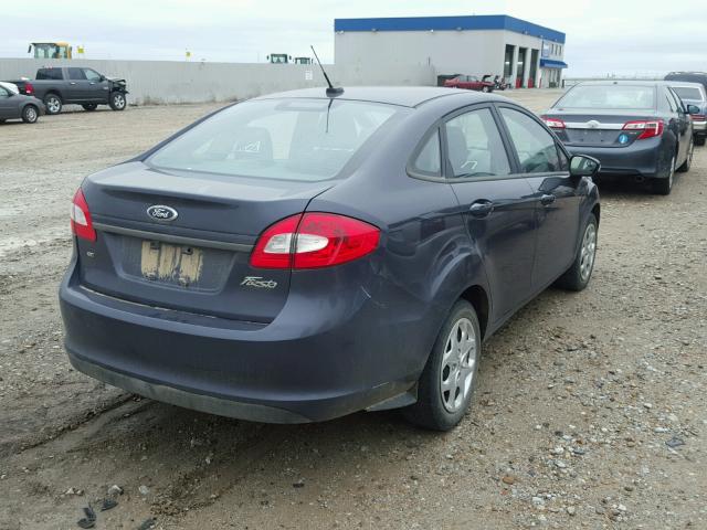 3FADP4BJ0DM146949 - 2013 FORD FIESTA SE GRAY photo 4