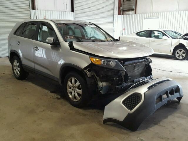 5XYKT3A10DG375671 - 2013 KIA SORENTO LX SILVER photo 1