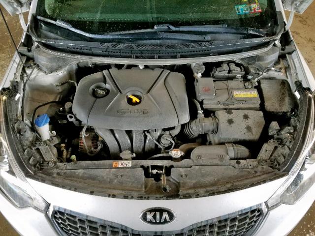 KNAFX4A83F5355318 - 2015 KIA FORTE EX SILVER photo 7