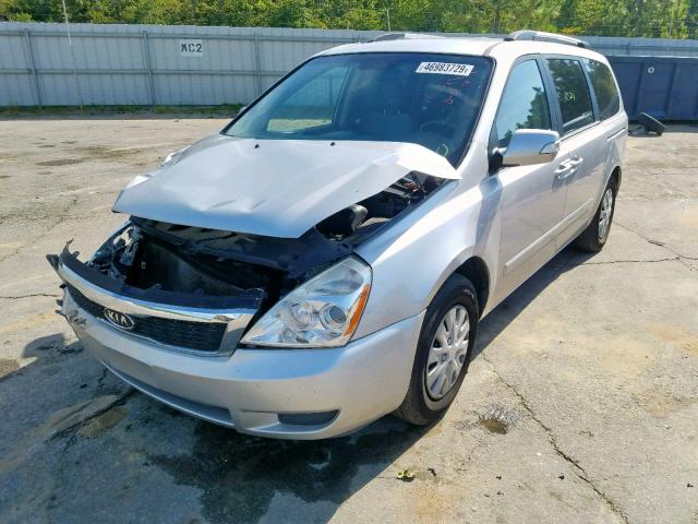 KNDMG4C72C6473025 - 2012 KIA SEDONA LX SILVER photo 2