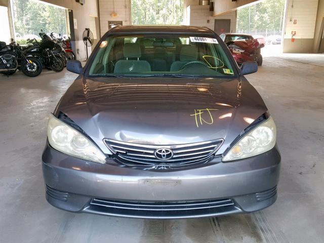 4T1BE32K55U596308 - 2005 TOYOTA CAMRY LE GRAY photo 7