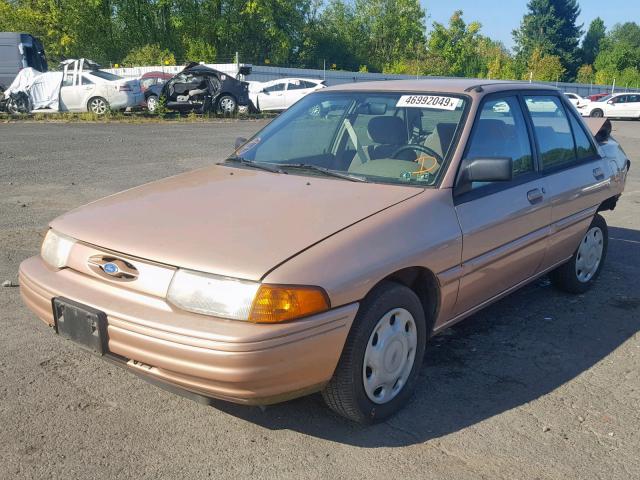 3FARP13J3RR158039 - 1994 FORD ESCORT LX TAN photo 2