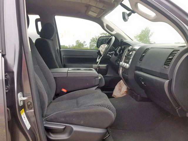 5TFDY5F16CX237465 - 2012 TOYOTA TUNDRA CRE GRAY photo 5