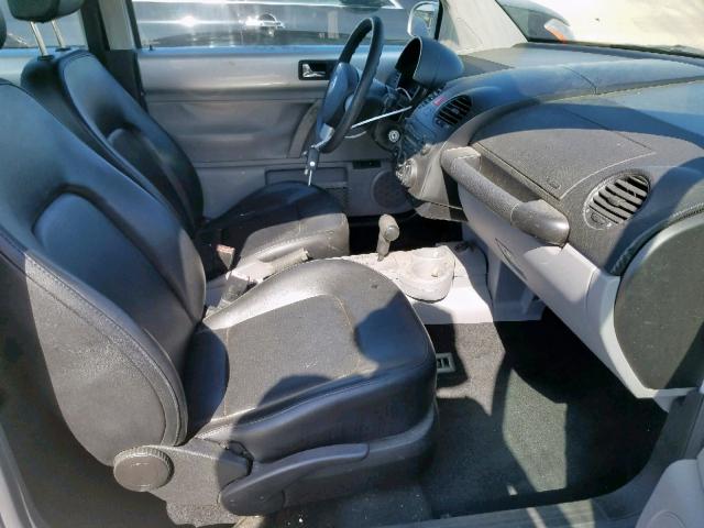 3VWBK31C15M400759 - 2005 VOLKSWAGEN NEW BEETLE ვერცხლისფერი ფოტო 5