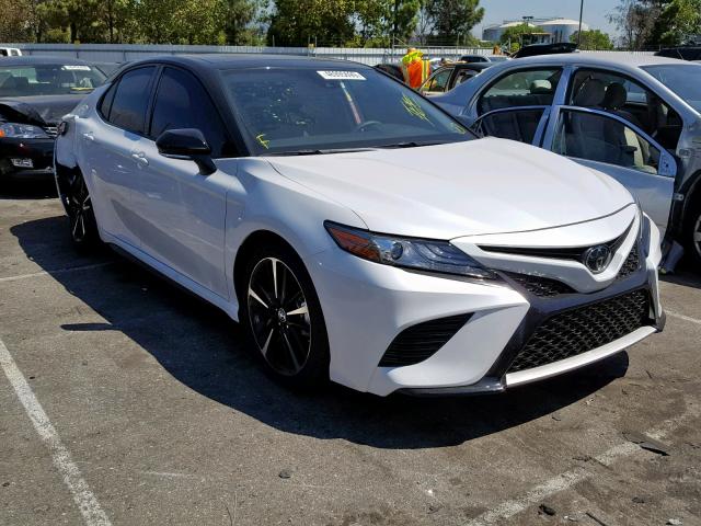 4T1B61HK1KU272177 - 2019 TOYOTA CAMRY XSE WHITE photo 1