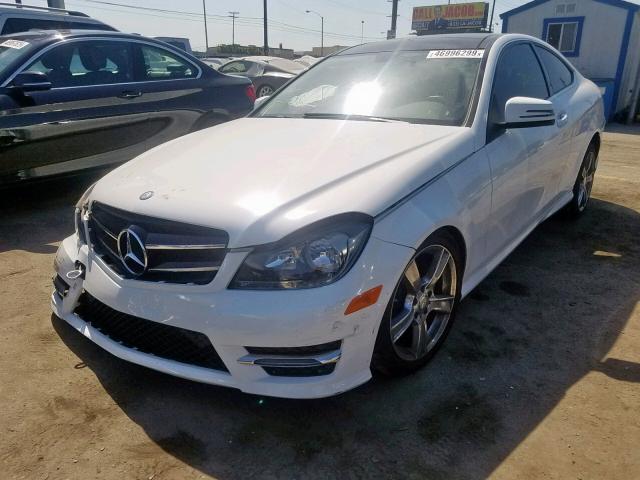 WDDGJ4HB5EG192514 - 2014 MERCEDES-BENZ C 250 WHITE photo 2