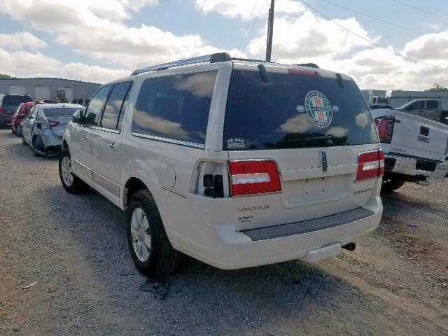 5LMFL28527LJ09798 - 2007 LINCOLN NAVIGATOR WHITE photo 3