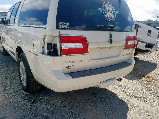 5LMFL28527LJ09798 - 2007 LINCOLN NAVIGATOR WHITE photo 9