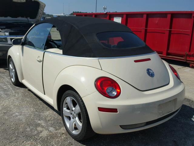 3VWSF31Y36M315388 - 2006 VOLKSWAGEN NEW BEETLE YELLOW photo 3