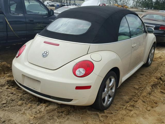 3VWSF31Y36M315388 - 2006 VOLKSWAGEN NEW BEETLE YELLOW photo 4