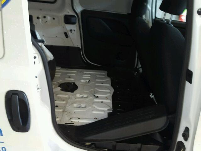 ZFBERFAB7H6F94695 - 2017 RAM PROMASTER 白色 照片 6