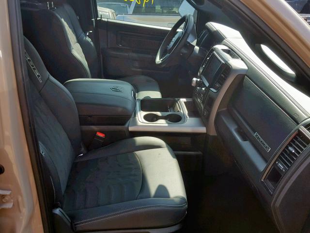 1C6RR7YT0HS665220 - 2017 RAM 1500 REBEL ოქროსფერი ფოტო 5