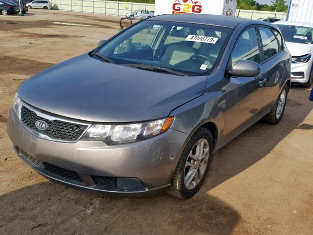 KNAFU5A21B5429498 - 2011 KIA FORTE EX GRAY photo 2