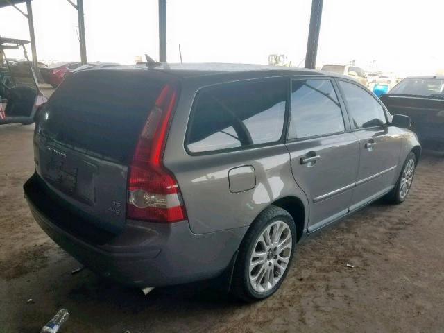 YV1MJ682X52076807 - 2005 VOLVO V50 T5 GRAY photo 4