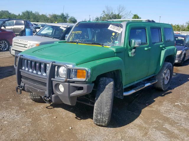 5GTDN136X68108993 - 2006 HUMMER H3 GREEN photo 2