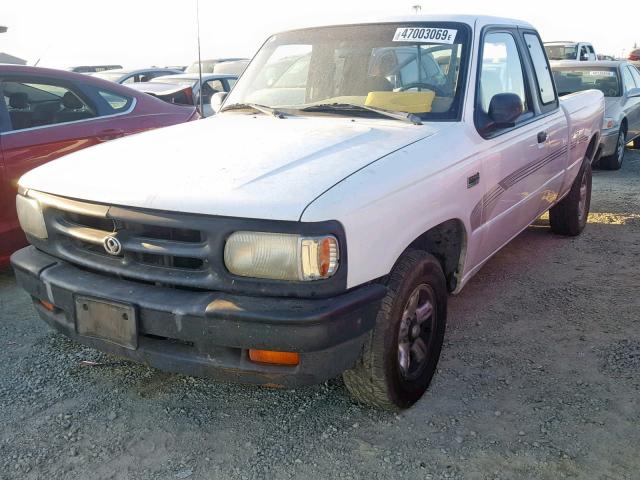 4F4CR16U1RTM29640 - 1994 MAZDA B3000 CAB WHITE photo 2