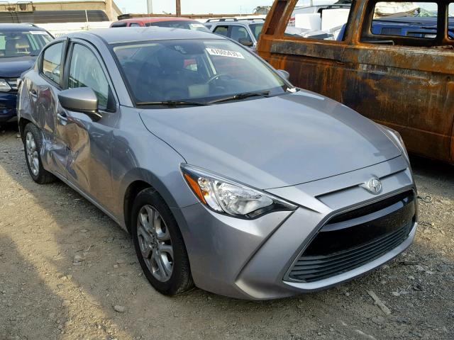 3MYDLBZV3GY115857 - 2016 TOYOTA SCION IA GRAY photo 1