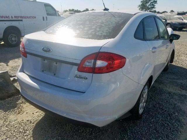 3FADP4AJXDM220802 - 2013 FORD FIESTA S WHITE photo 4