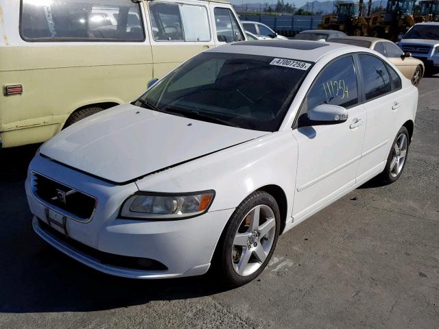 YV1MS390482383578 - 2008 VOLVO S40 2.4I WHITE photo 2