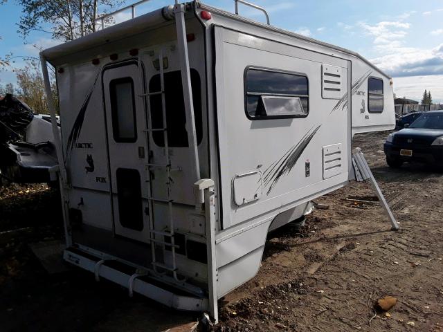 1NCA990S630102403 - 2003 ARCT FOX CAMPER WHITE photo 4