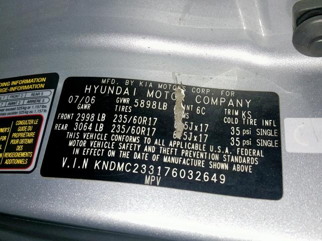 KNDMC233176032649 - 2007 HYUNDAI ENTOURAGE SILVER photo 10