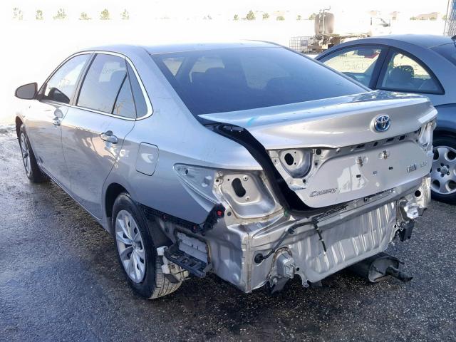 4T1BD1FK2FU170191 - 2015 TOYOTA CAMRY HYBR SILVER photo 3