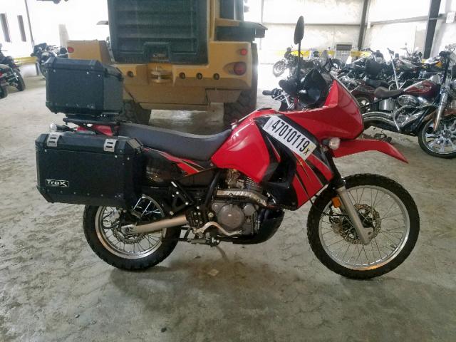 JKAKLEE109DA19777 - 2009 KAWASAKI KL650 E RED photo 9