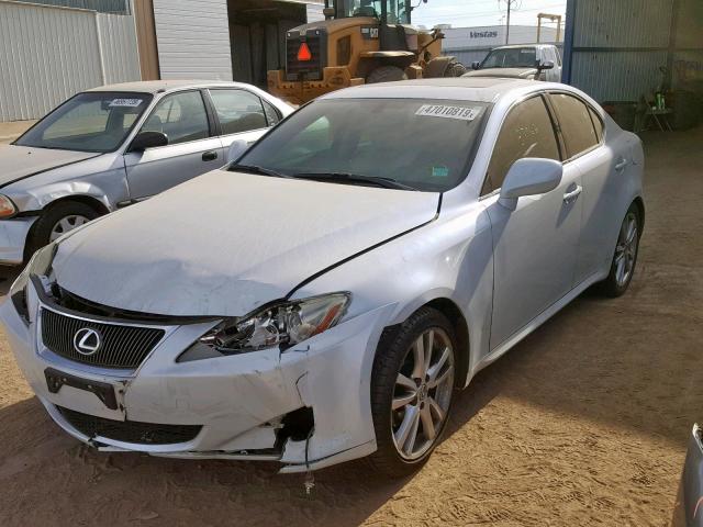 JTHBK262762007014 - 2006 LEXUS IS 250 WHITE photo 2