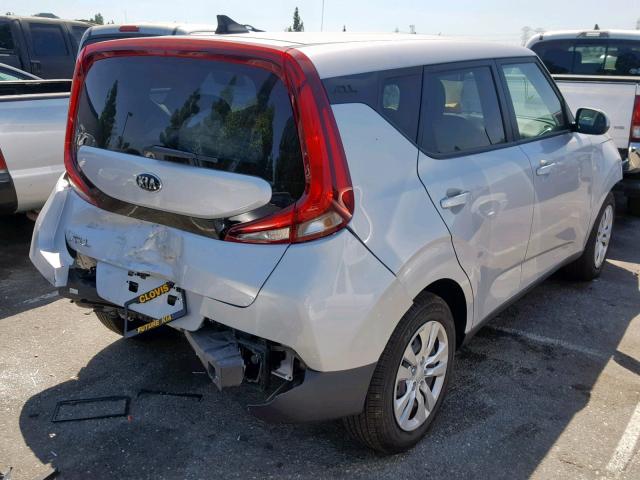 KNDJ23AU9L7038100 - 2020 KIA SOUL LX SILVER photo 4