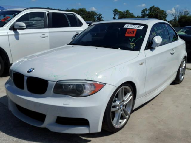 WBAUC9C59CVM11518 - 2012 BMW 135 I WHITE photo 2