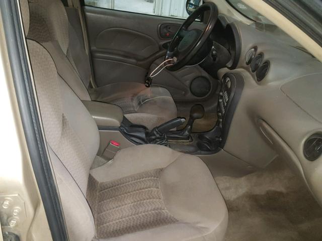 1G2NF52E14C218547 - 2004 PONTIAC GRAND AM S GOLD photo 5