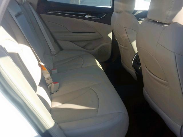 1G4ZP5SZ2JU105625 - 2018 BUICK LACROSSE E WHITE photo 6