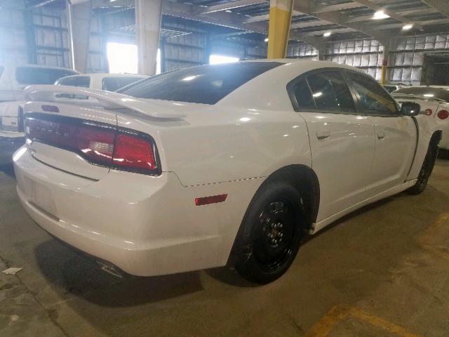 2C3CDXBG9EH147610 - 2014 DODGE CHARGER SE WHITE photo 4