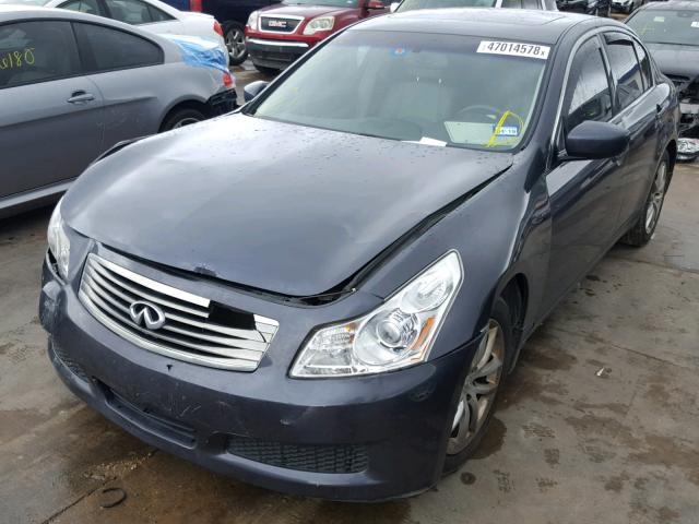 JNKCV61E69M300545 - 2009 INFINITI G37 BASE GRAY photo 2