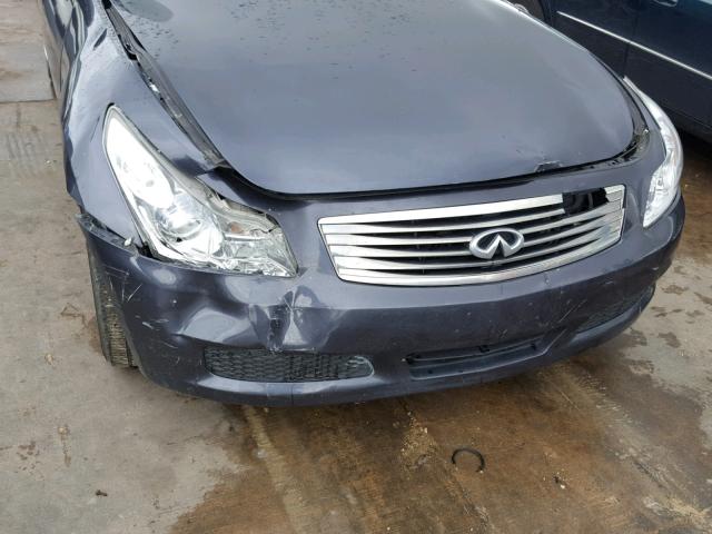 JNKCV61E69M300545 - 2009 INFINITI G37 BASE GRAY photo 9