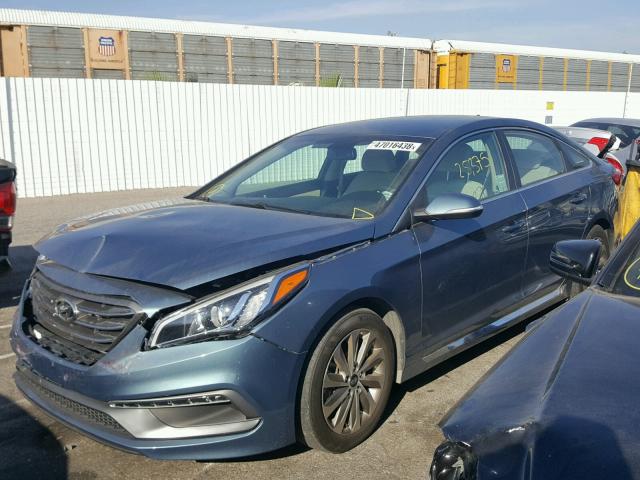 5NPE34AFXFH228350 - 2015 HYUNDAI SONATA SPO BLUE photo 2