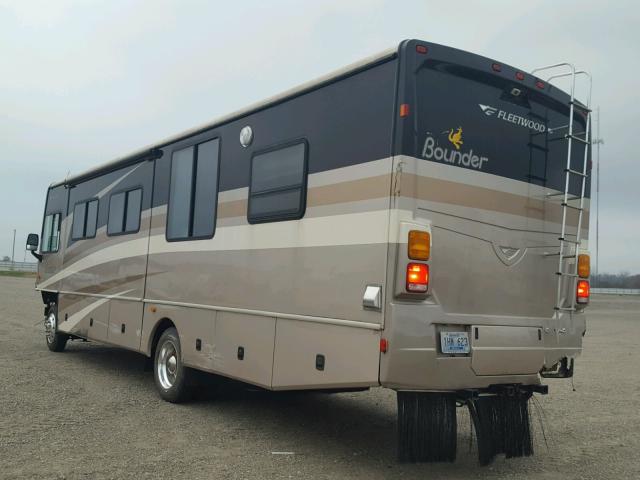 1F6NF53Y260A12178 - 2007 FLEETWOOD BOUNDER  BEIGE photo 3