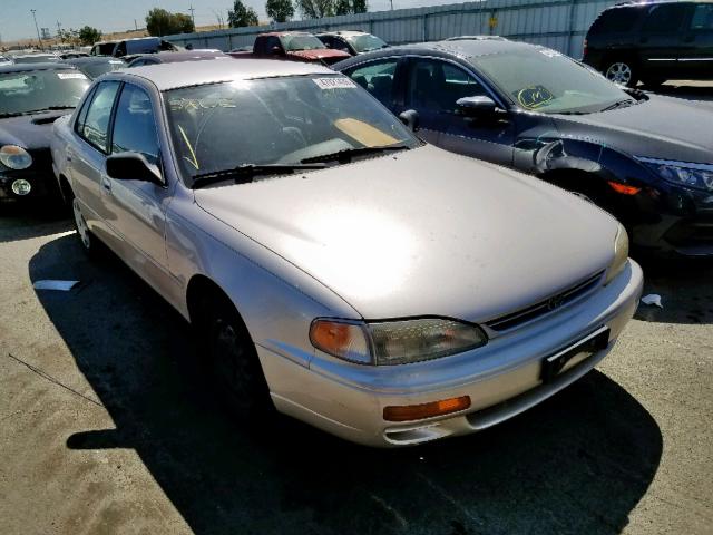 JT2BG12K1T0401806 - 1996 TOYOTA CAMRY DX BEIGE photo 1